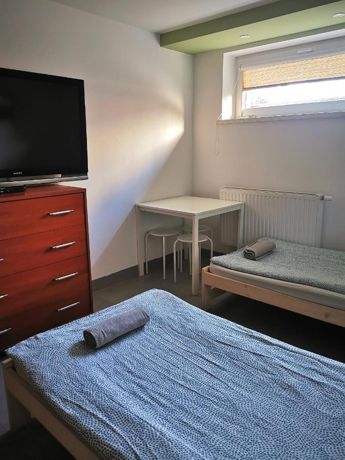 Hostel 55 - Darmowy Parking Breslavia Esterno foto